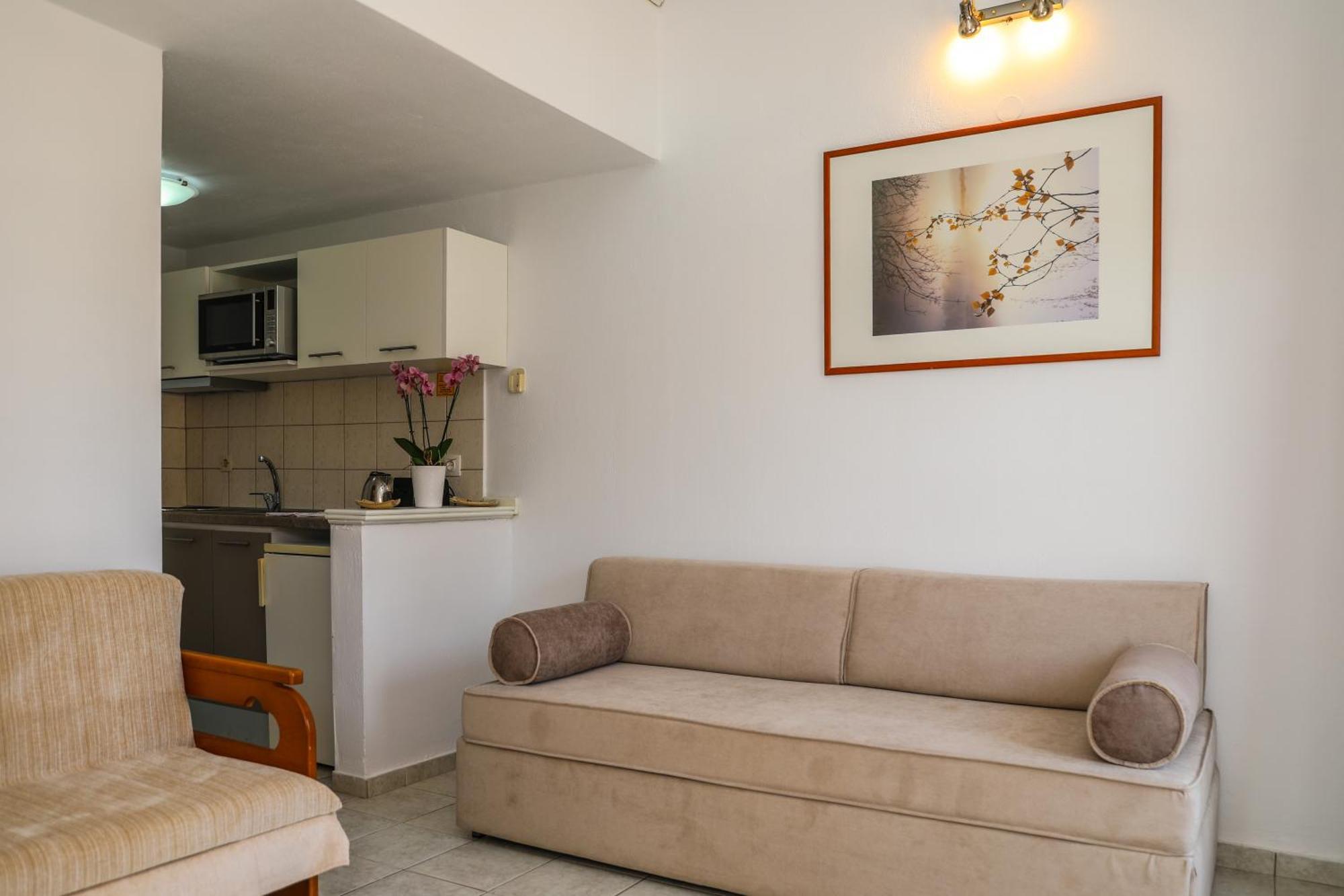 Anni Aparthotel Achladies (Skiathos)